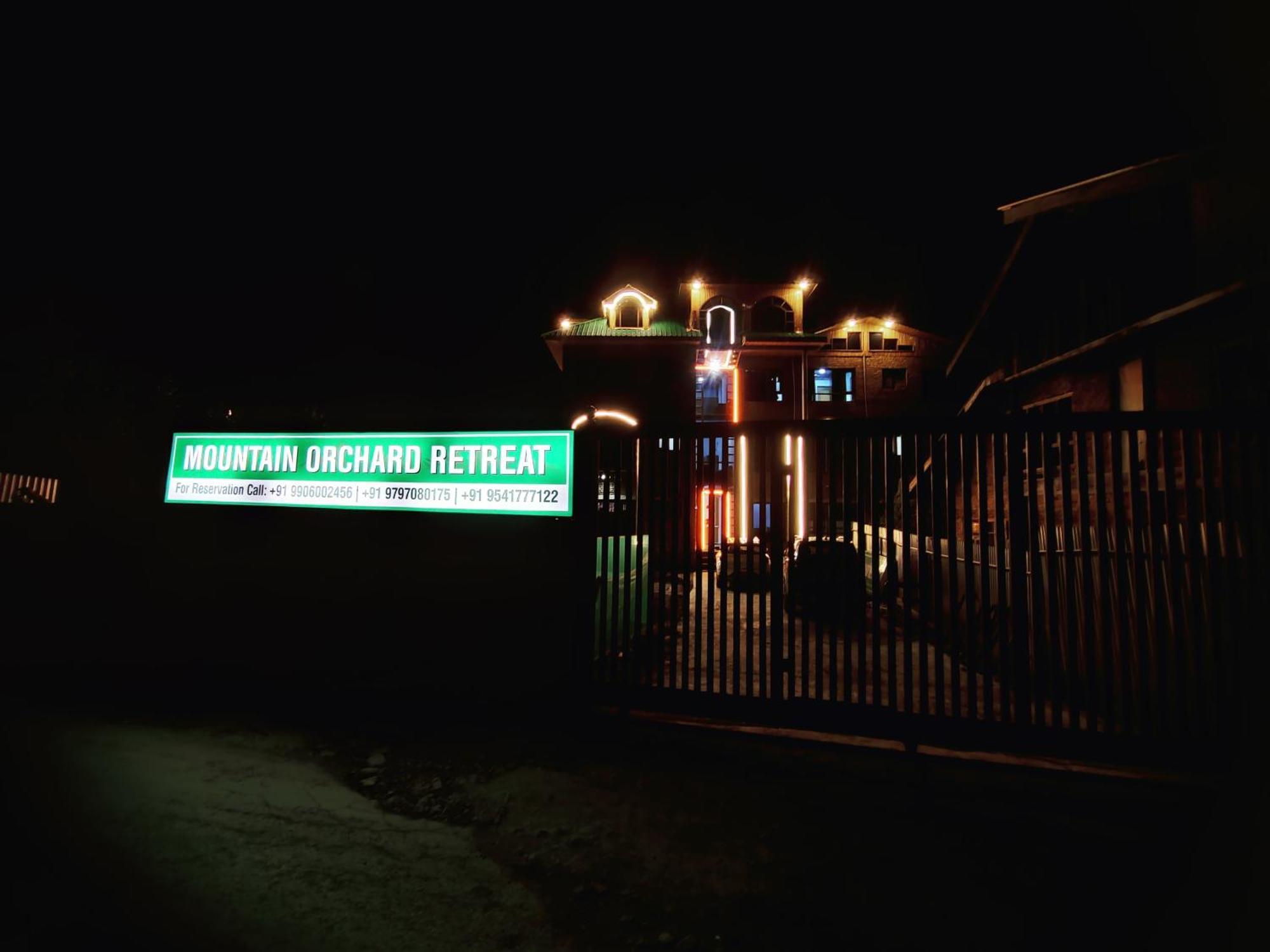 Hotel Mountain Orchard Retreat Pahalgām Exterior foto